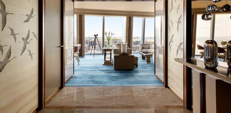 Shangri-La Suite & Premier City View Room