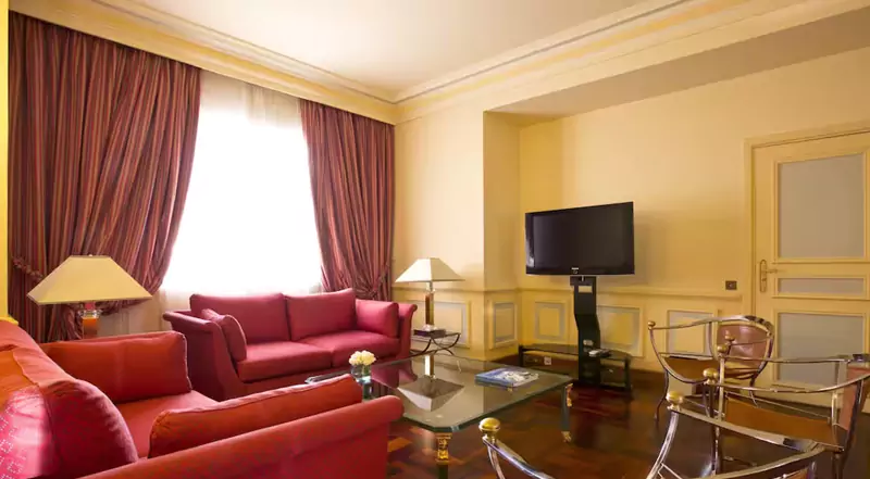 Royal Suites