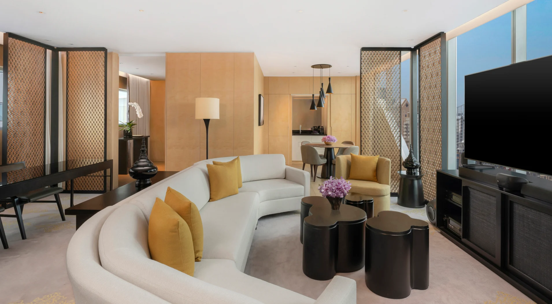 Diplomat Suite