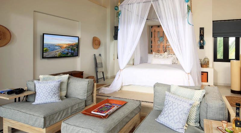 One Bedroom Oceanview Penthouse Spa Suite