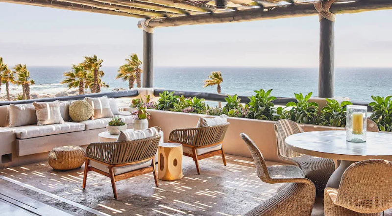 Three Bedroom Oceanfront Villa with Pool