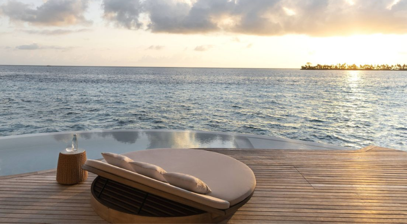 Lagoon Pool Villa