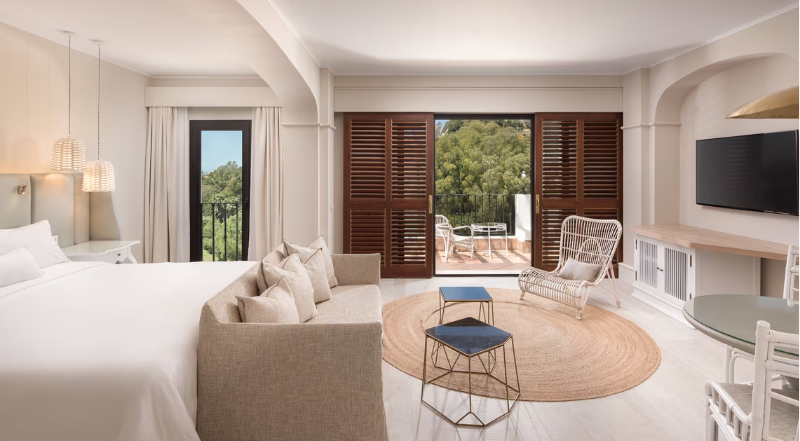 Junior 1 Bedroom Suite, 1 King, Terrace