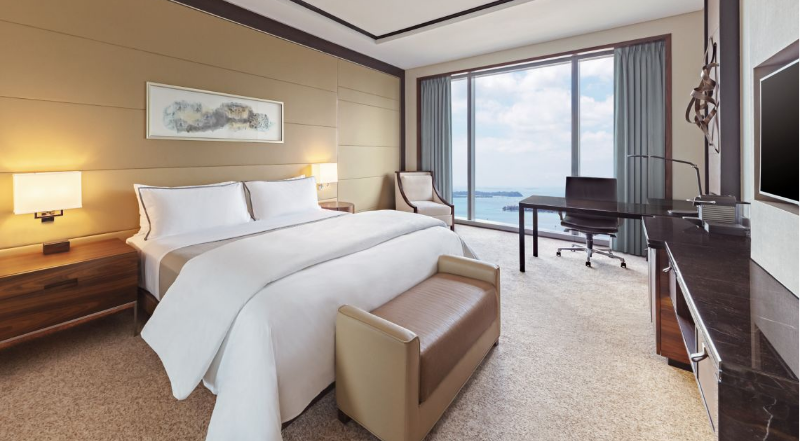 Club Lounge Access Guest Room, 1 King, High Floor