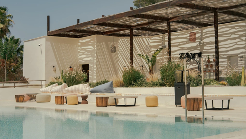 Zayt Pool Club
