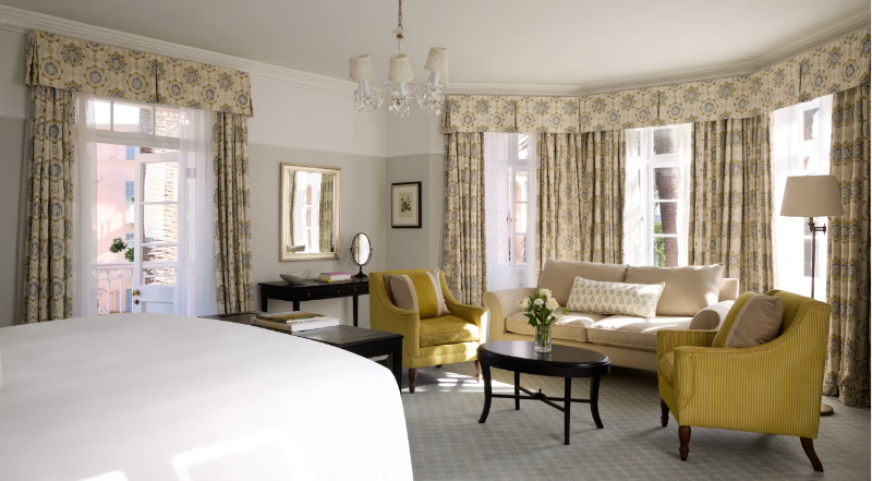 Deluxe Studio Suites