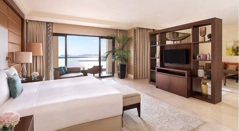Presidential Palm Sea View Suite